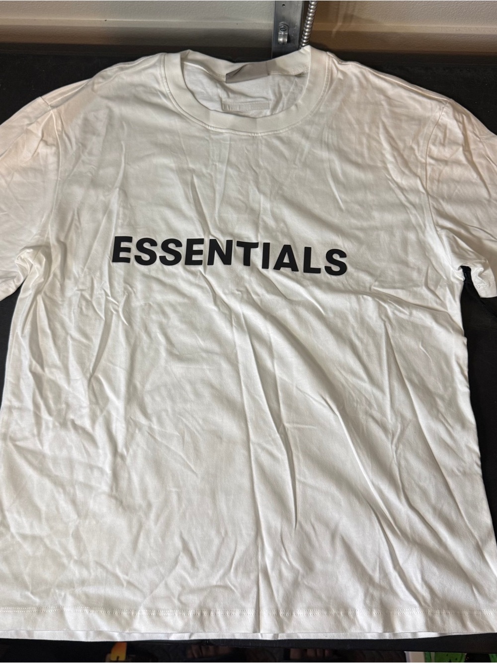 Size M - Essentials Fear of God White Logo Crew Neck Short Sleeve T-Shirt